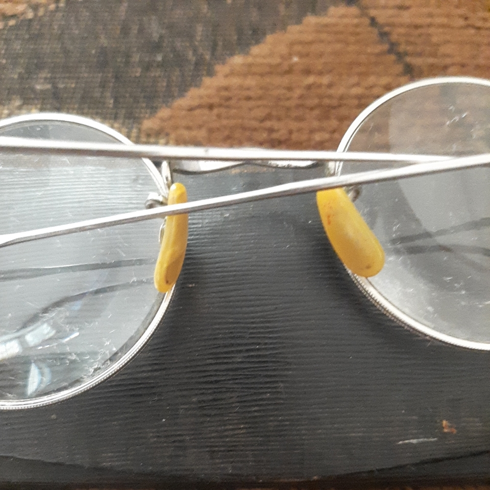 Vintage Glasses Round Shape Silver Frames - image 4